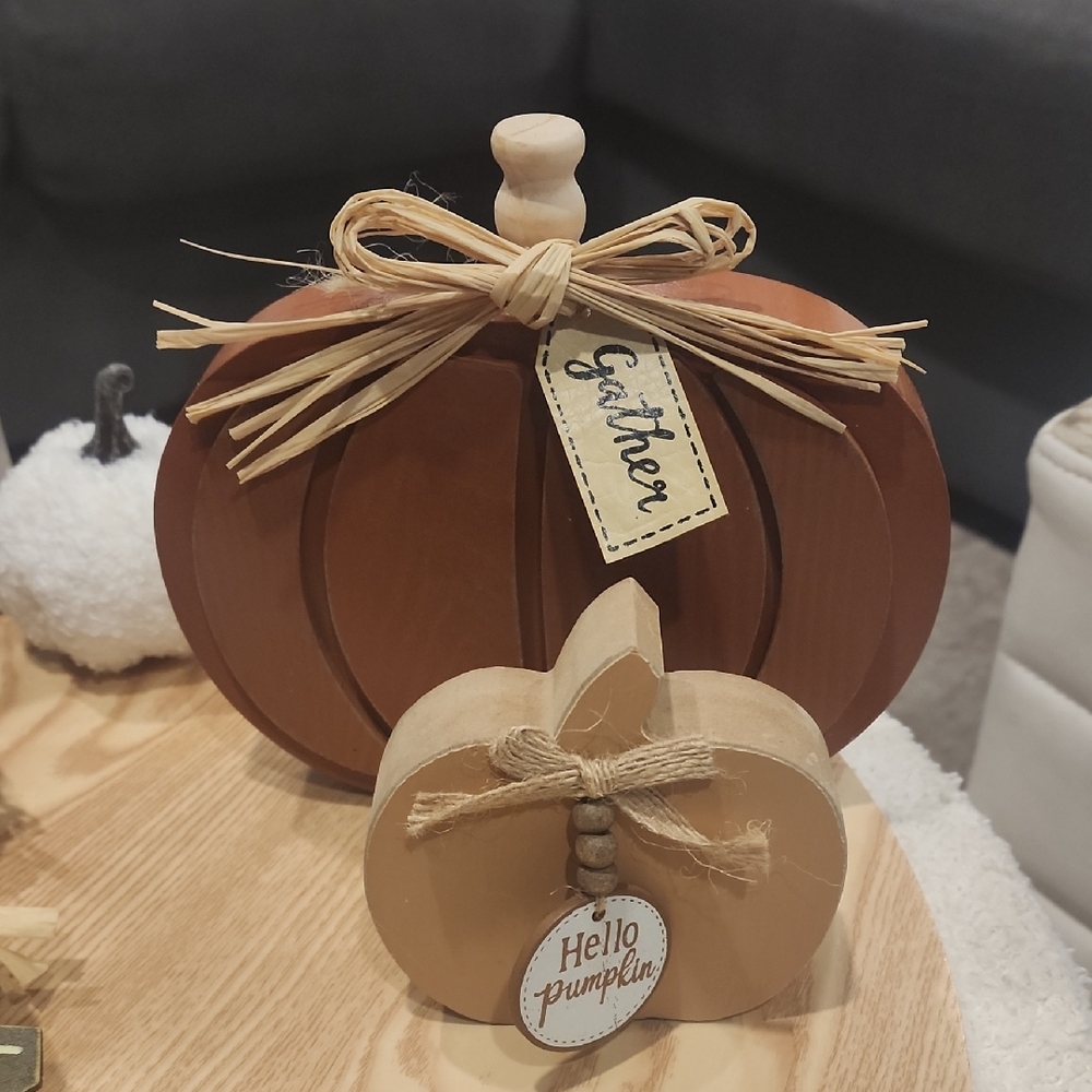 Fall season home decor 7-piece bundle!